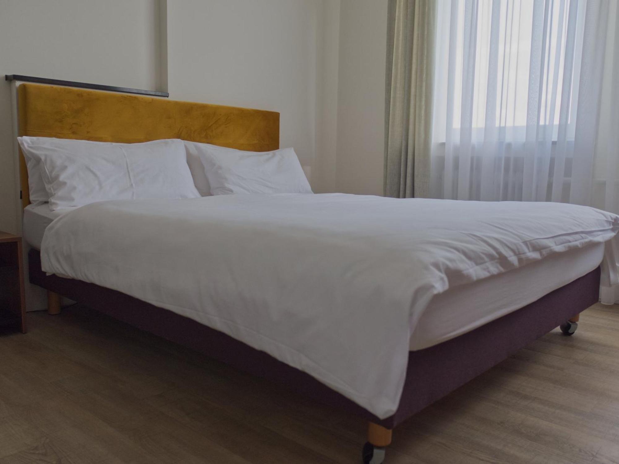 Hotel Faehrhaus Km734 Dusseldorf Room photo
