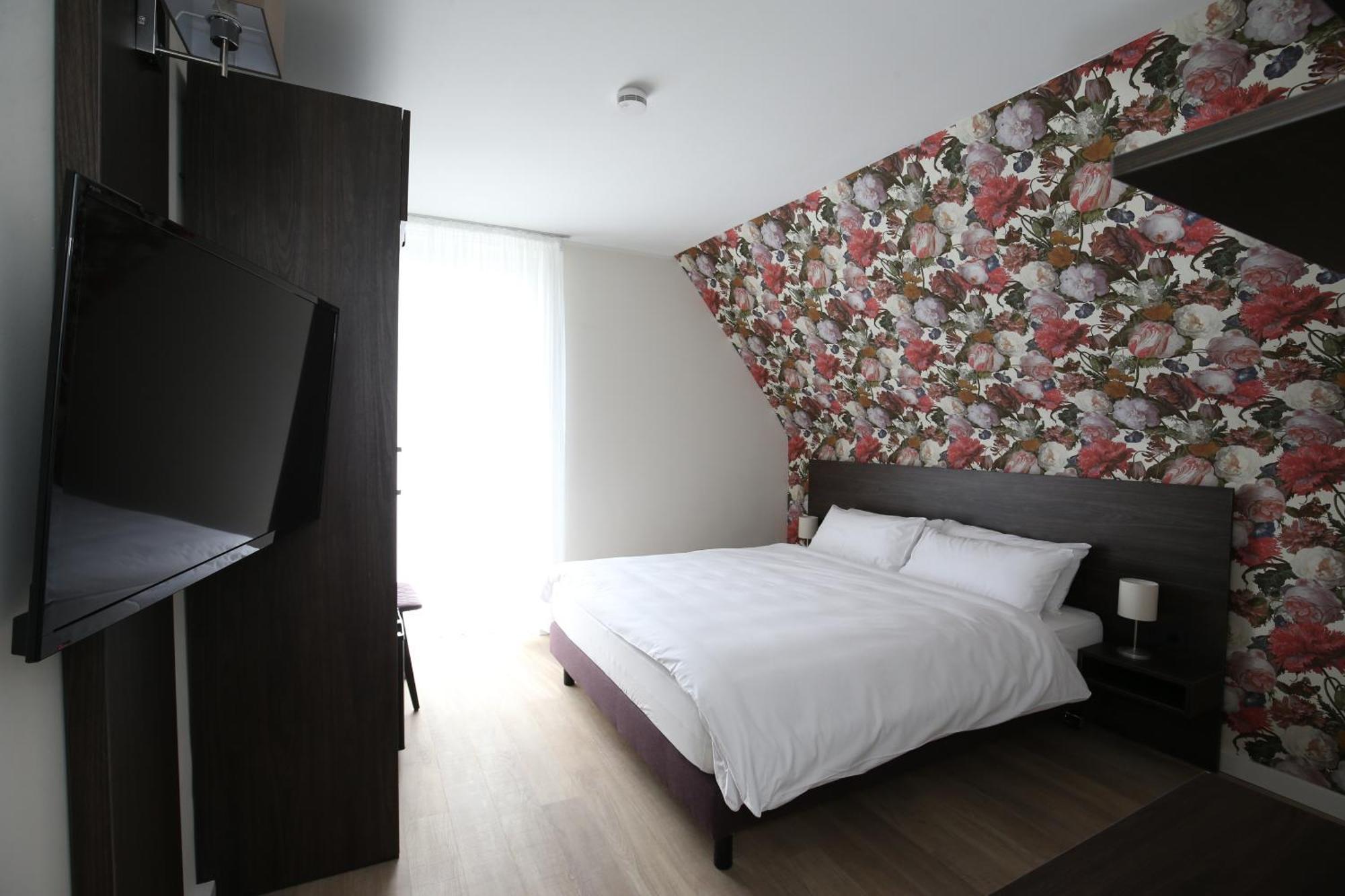 Hotel Faehrhaus Km734 Dusseldorf Room photo